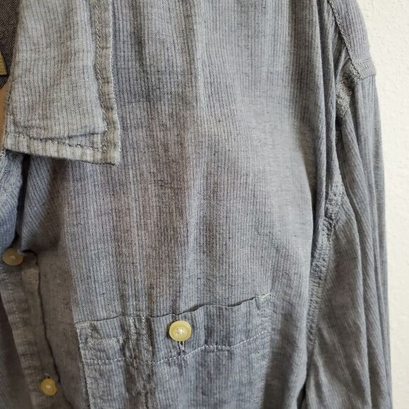 Just a cheap shirt gray blue chambray shirt - Picture 2 of 4